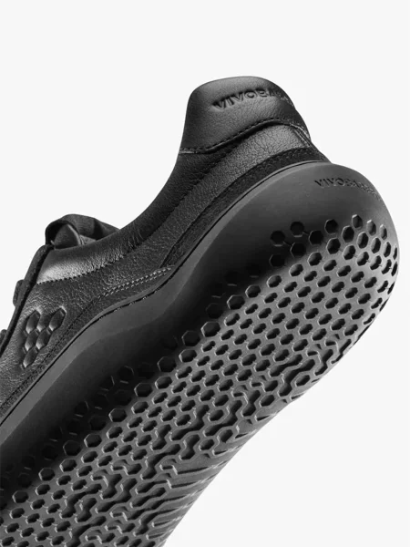 Кожаные кроссовки Vivobarefoot