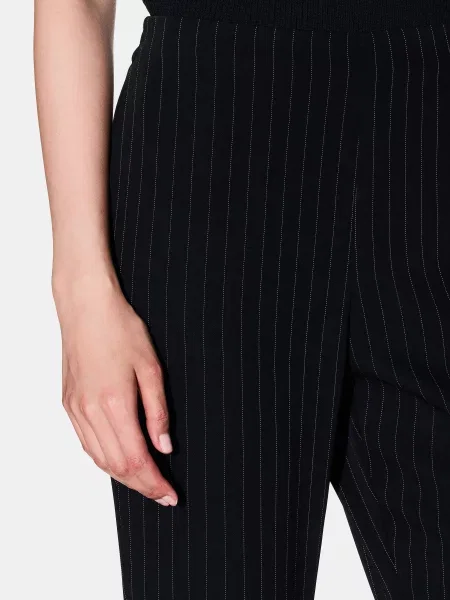 Повседневные брюки Armani Exchange черные
