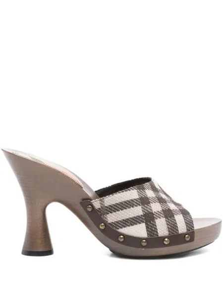 Sandale Burberry în carouri cu tepi