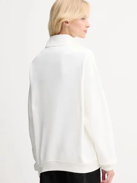 Свитер Lacoste бежевый