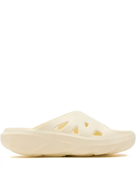 Велурени чехли New Balance на платформе сиво