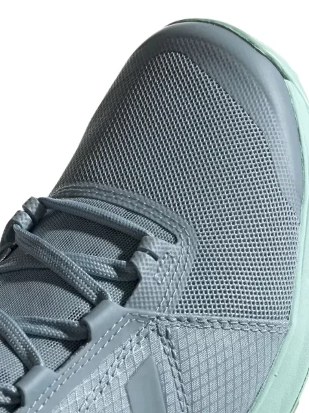 Бягане обувки за бягане Adidas Terrex с автограф бяло