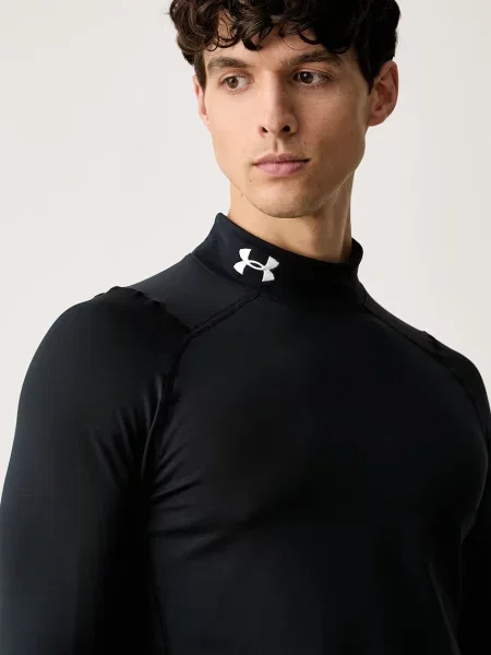 Póló Under Armour fekete