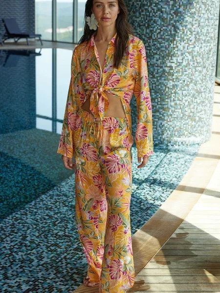 Koszula w kwiaty Trendyol w kwiatki brązowa