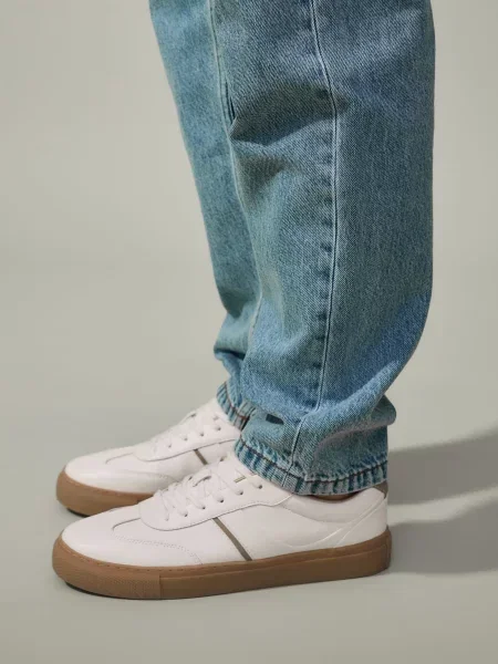 Кожаные кроссовки Reserved