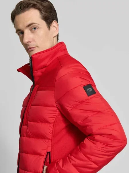 Kurtka pikowana o kroju regular fit z bocznymi wstawkami ze stretchem Tom Tailor czerwona