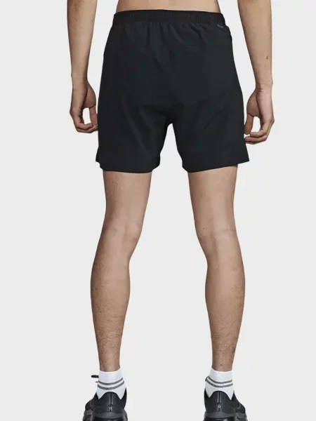 Шорты Saucony черные