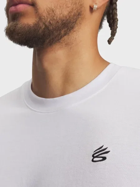 Спортивна футболка Under Armour біла