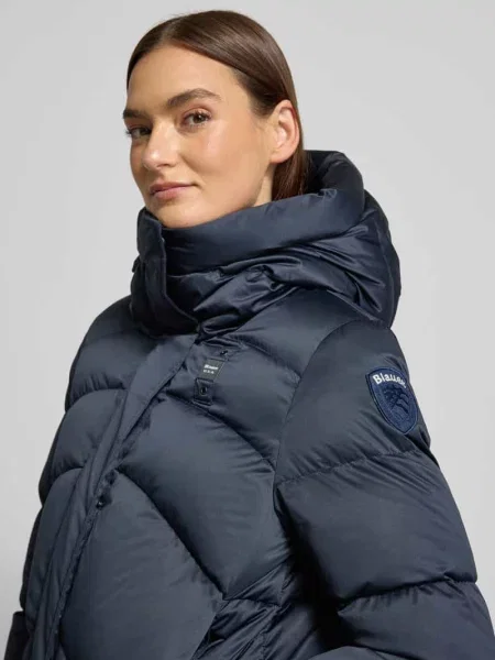 Płaszcz pikowany z kapturem model ‘OPERA’ Blauer