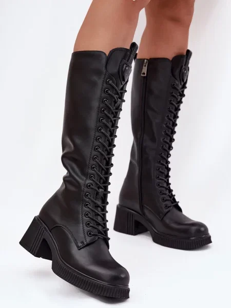 Kožené kozačky Vinceza na klínovém podpatku černé