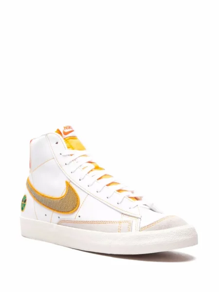 Sneakerși Nike Blazer alb