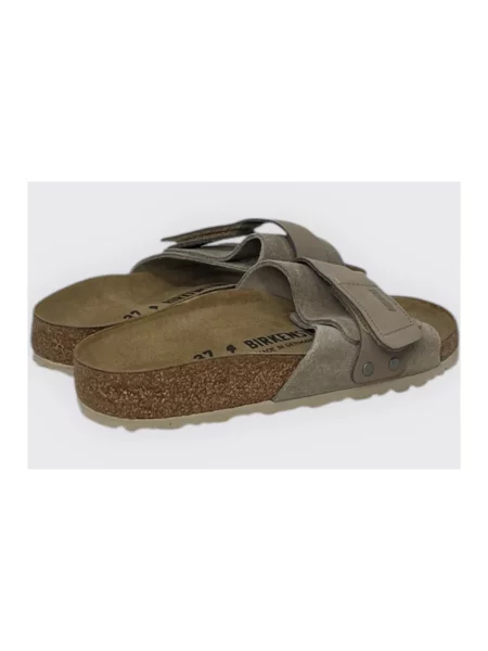 Klapki Birkenstock zamszowe beżowe