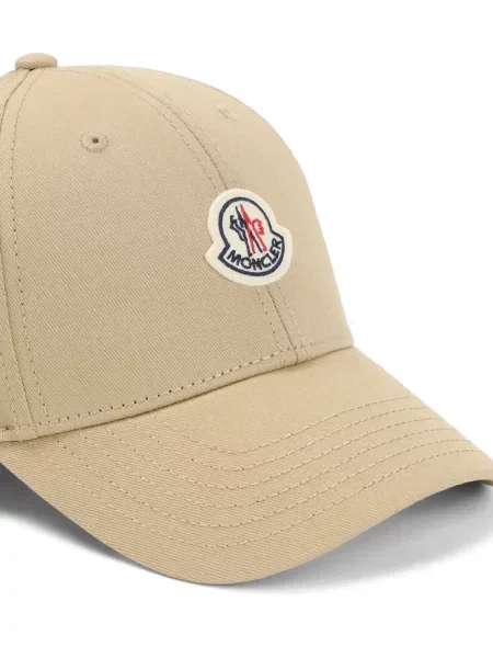 Šilterica Moncler s autogramom
