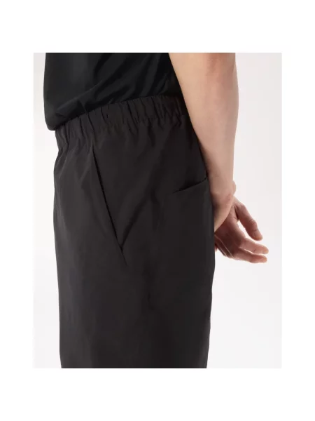 Krótkie szorty Arcteryx czarne
