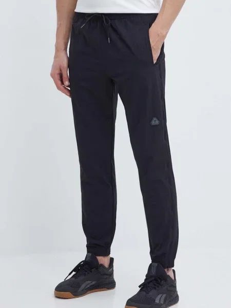 Спортен панталон Reebok Classic Basketball с изчистен дизайн черно