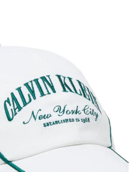 Kapa s šiltom Calvin Klein bela