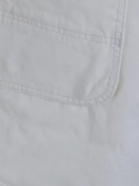 Pantaloni scurți cargo Arte Antwerp din canvas alb