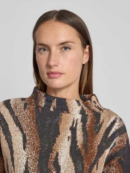Sweter z dzianiny ze stójką Monari