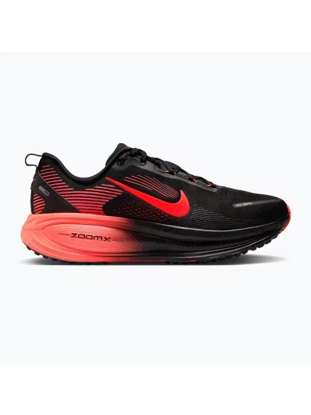 Încălțăminte de alergare pentru bărbați Nike Vomero 18 black/university red/bright crimson negru