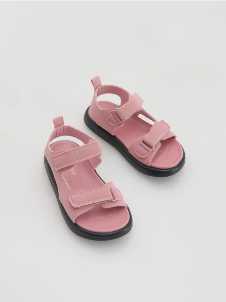 Кожаные босоножки Reserved розовые