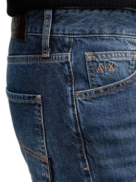 Blugi Armani Exchange cu broderie albastru