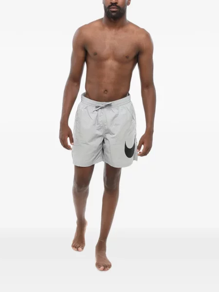 Scurt chiloți Nike cu imagine cu model floral negru