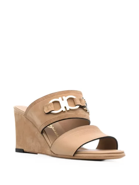 Sandale Ferragamo cu pană