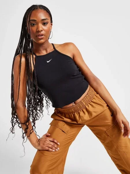 Top Nike Sportswear bílý