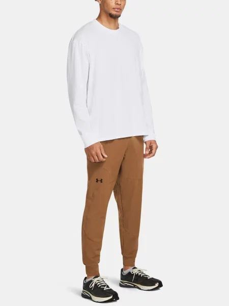 Pantaloni sport Under Armour maro