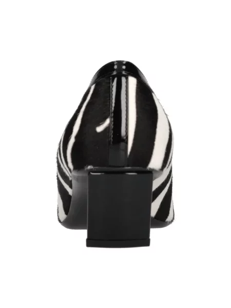 Czółenka Roger Vivier skórzana czarna