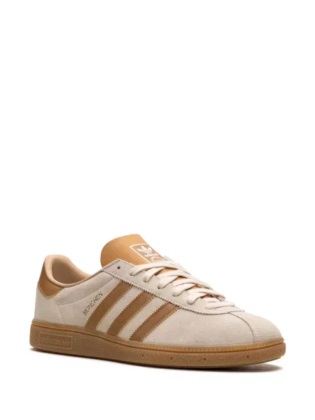 Zomšinis dirželis marškinėliai Adidas su gobtuvu raudona