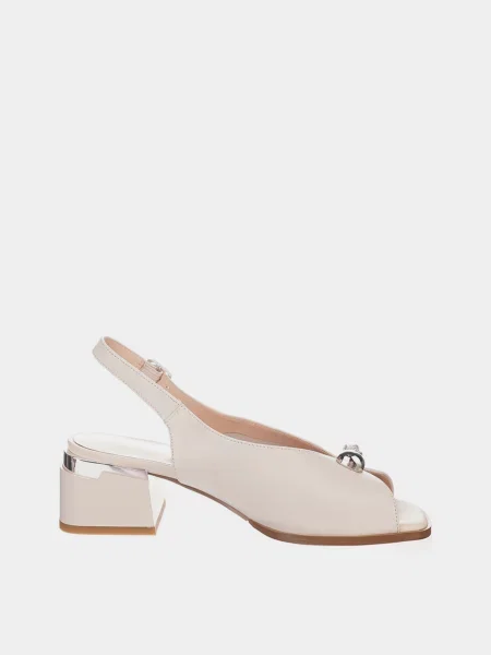 Шкіряні Босоніжки Blizzarini молочний