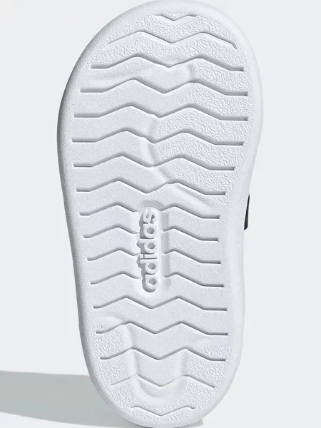 Детские кроссовки Adidas