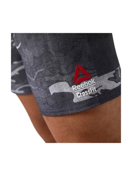 Kratke hlače Reebok Sport s camo uzorkom crna