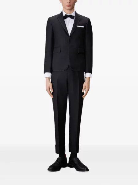 Costum Thom Browne de costum negru