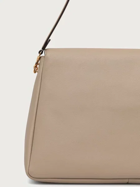 Кожаная сумка Tory Burch