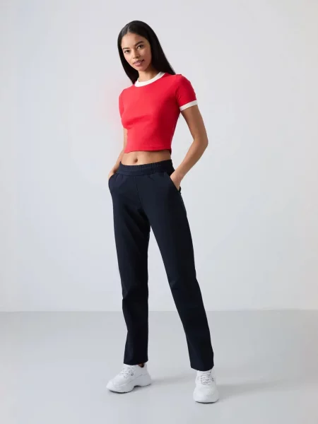 Tommy Life Kalhoty Jogginghose námořnická modř