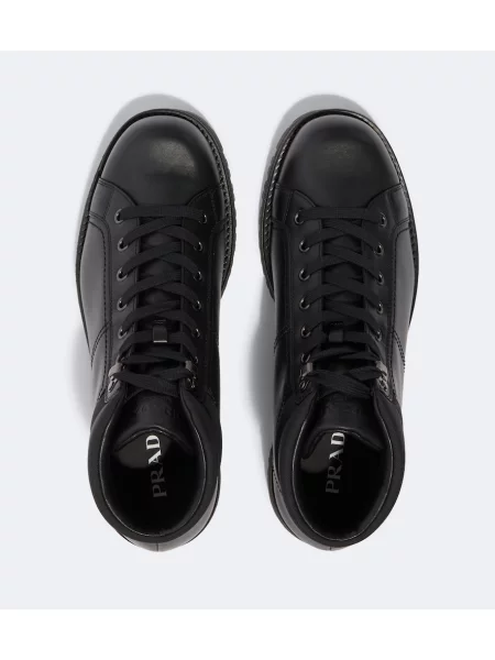 Δερμάτινα μποτάκια Prada μαύρο