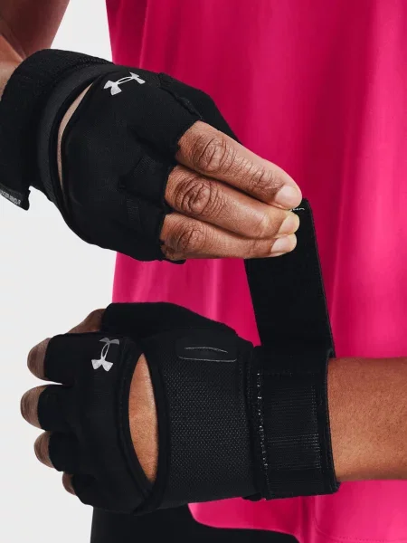 Кожаные перчатки Under Armour черные