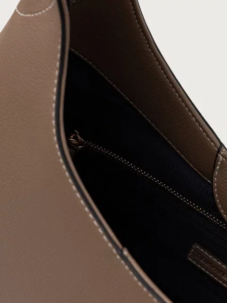 Tommy Hilfiger чанта тип хобо дамска от имитация на кожа бежово