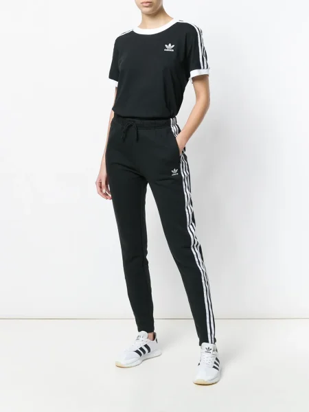 Класическа тениска Adidas на райета черно