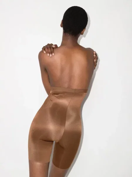 Udo szorty Spanx z wysoką talią brązowe