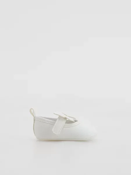 Балетки Reserved белые