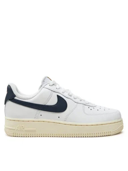 Nike Sneakersy Air Force 1 Flyease bílá