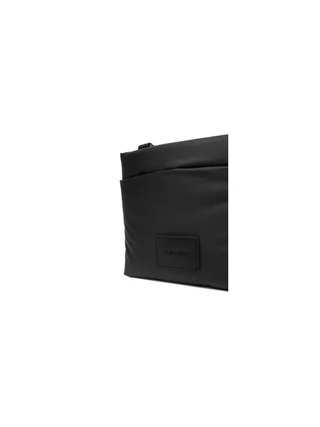 Calvin Klein Torbica za okrog pasu Puffer Utility Flatpack črna