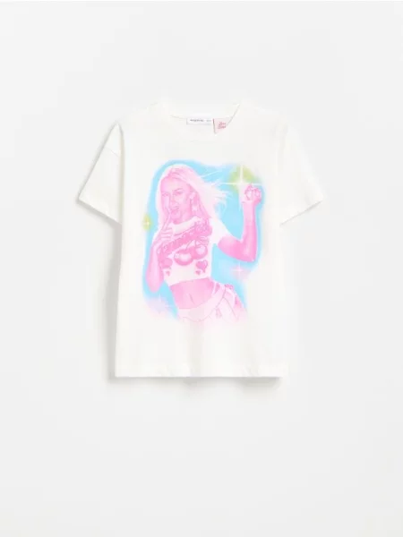 Reserved Tricou Zara Larsson crem