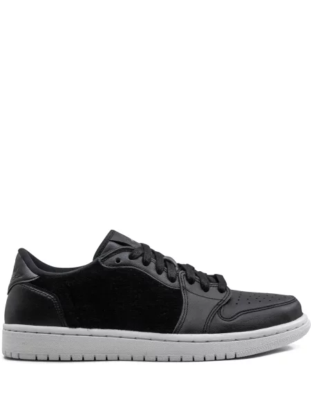 Top Jordan retro negru