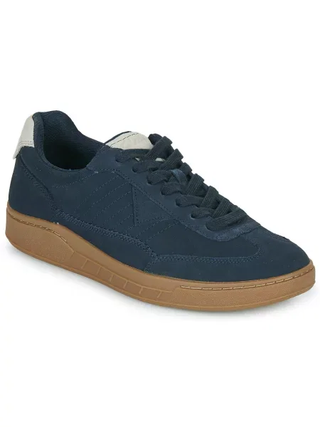 Superge Clarks