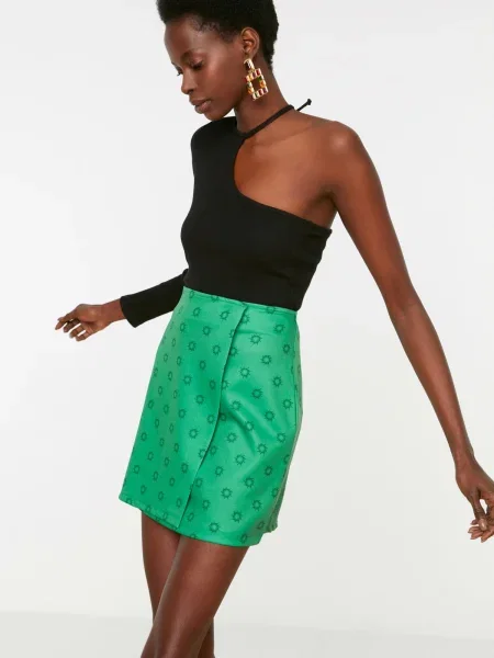 Fusta mini Trendyol verde