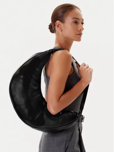 Torba z uchwytami i detalem z logo Calvin Klein czarna